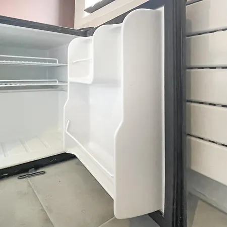 La Coloc Choco: Coliving With Private & Amenities