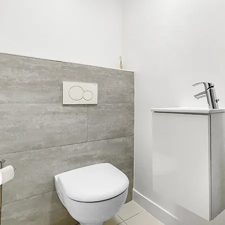 Maison d'hôtes La Coloc Choco - Belle Colocation En Hypercentre / 5 Privées / Salle De Bains Privative / Proche Gare Et Tram / Wifi Et Netflix