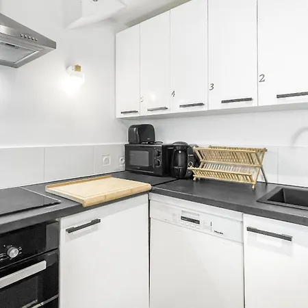 Guest house La Coloc Choco: Coliving With Private & Amenities Annemasse