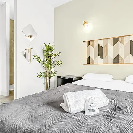 Maison d'hôtes La Coloc Choco - Belle Colocation En Hypercentre / 5 Privées / Salle De Bains Privative / Proche Gare Et Tram / Wifi Et Netflix