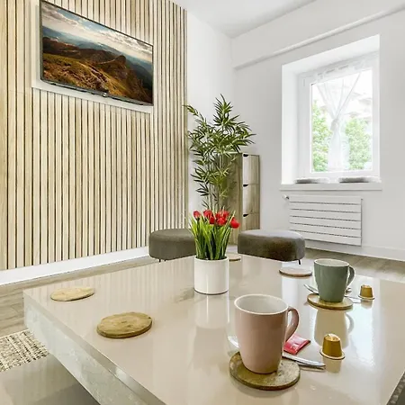 La Coloc Choco: Coliving With Private & Amenities *