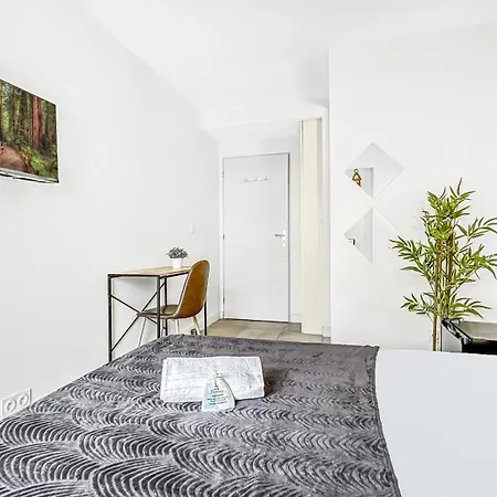 La Coloc Choco: Coliving With Private & Amenities * Annemasse