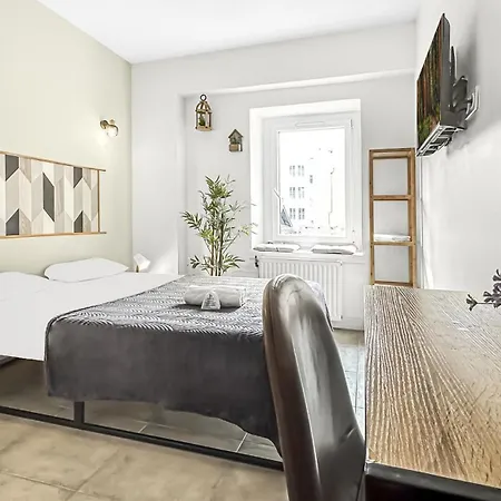 La Coloc Choco - Belle Colocation En Hypercentre / 5 Privees / Salle De Bains Privative / Proche Gare Et Tram / Wifi Et Netflix ゲストハウス